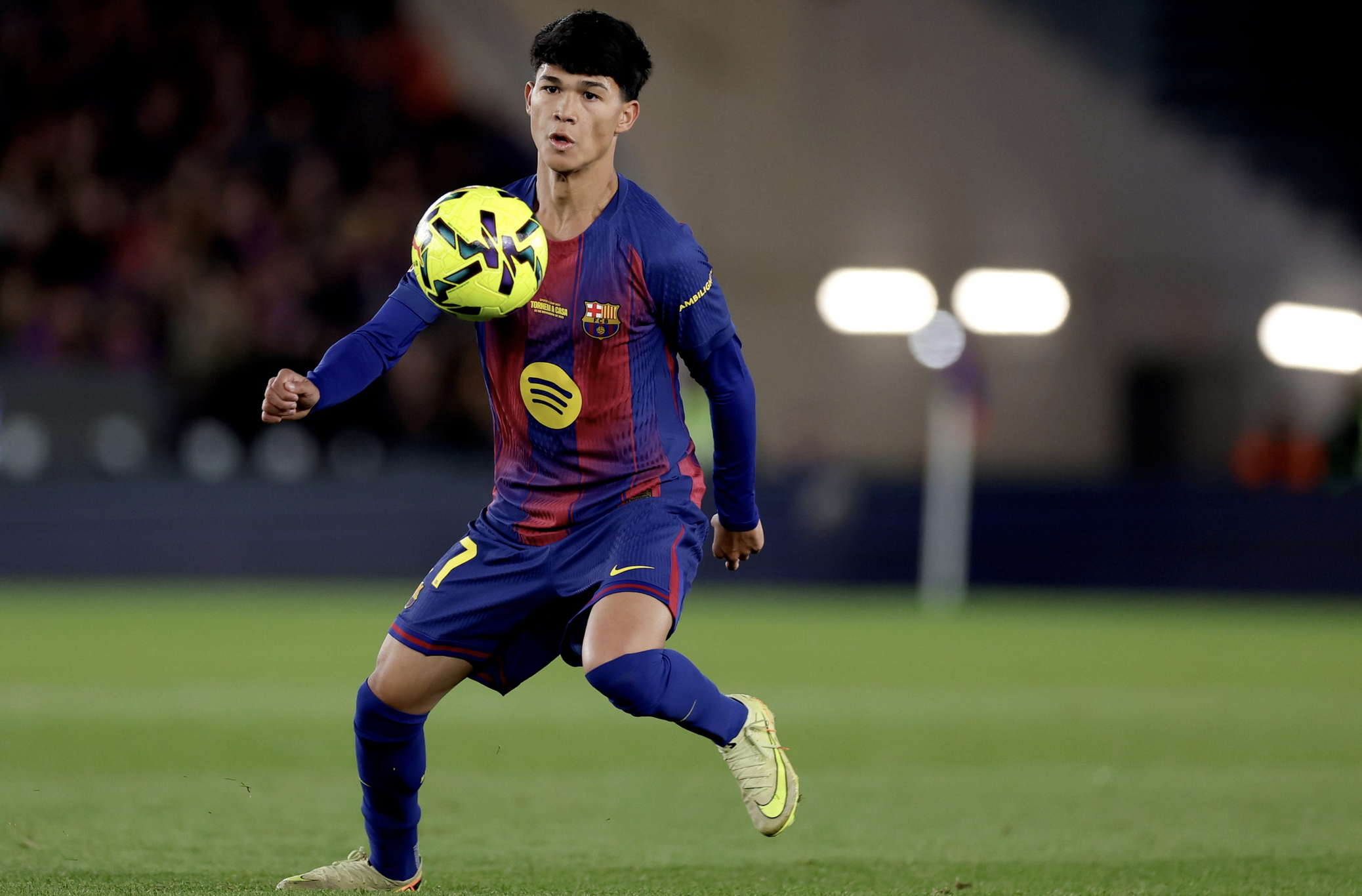 PARIS SAINT-GERMAIN SIGN EUROPE’S MOST PROMISING YOUNG MIDFIELDER!