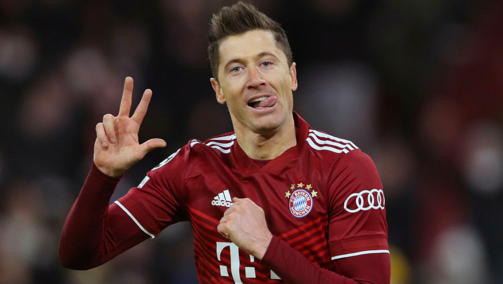 TOP FIVE FOOTBALLERS WHO GOT ROBBED OF BALLON D'OR Robert Lewandowski - skysports.com